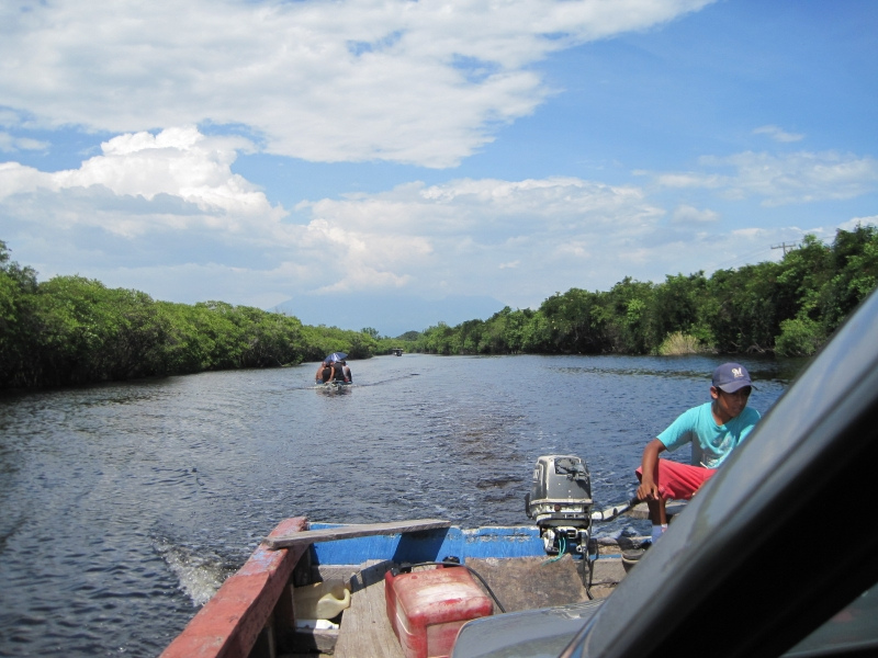 File:Canal de Chiquimuilla en Monterrico Guatemala.jpg