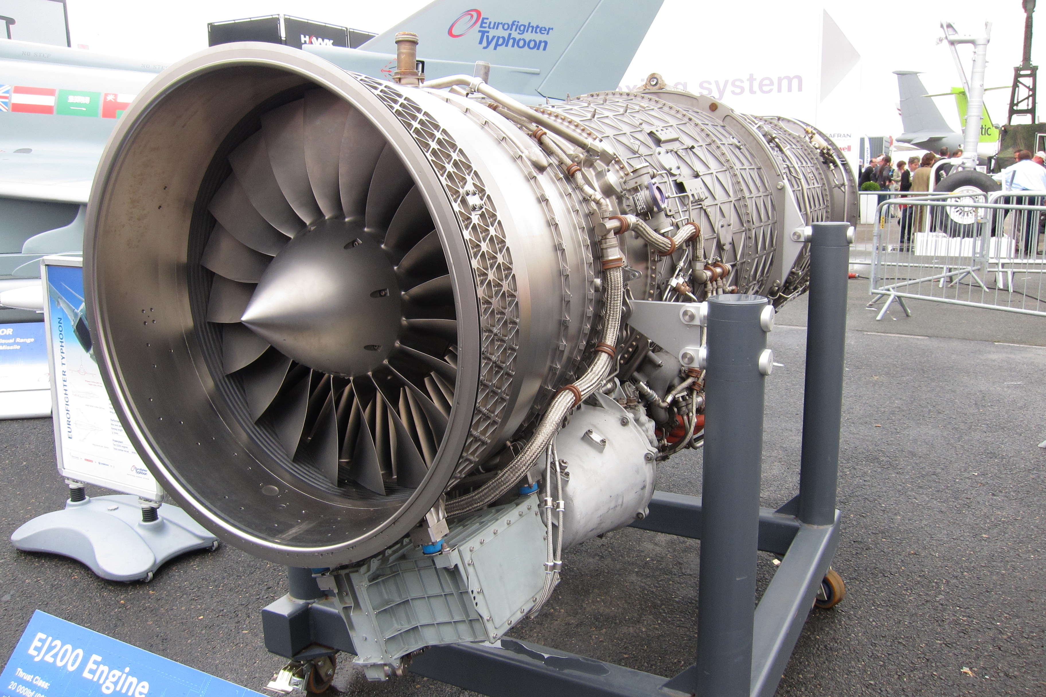 File:Eurojet EJ200 afterburning turbofan (1).jpg - Wikimedia Commons