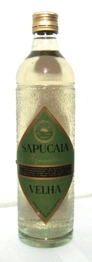 File:Garrafa Cachaça Sapucaia de 1933.jpg