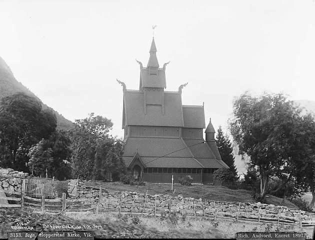 File:Hopperstad stavkyrkje.jpeg