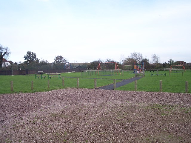 File:Millennium Recreation Ground, Sandhurst - geograph.org.uk - 83863.jpg