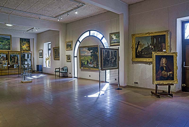 File:Musee-bourbonne-les-bains-01-Friedrich-Gier.jpg