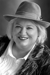 Kelli Stanley American author of mystery-thrillers (born 1964)