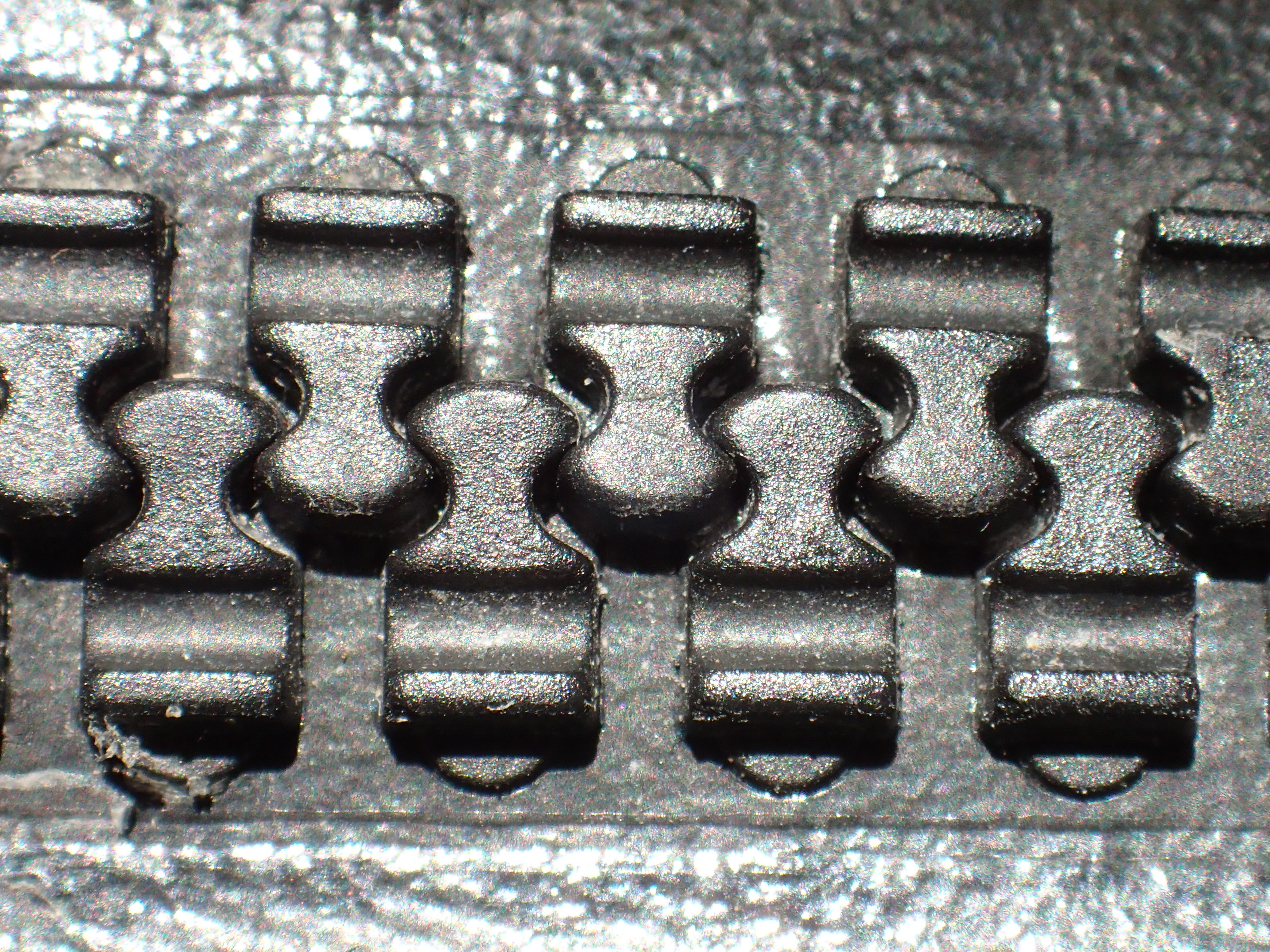 Metal zipper - Wikipedia