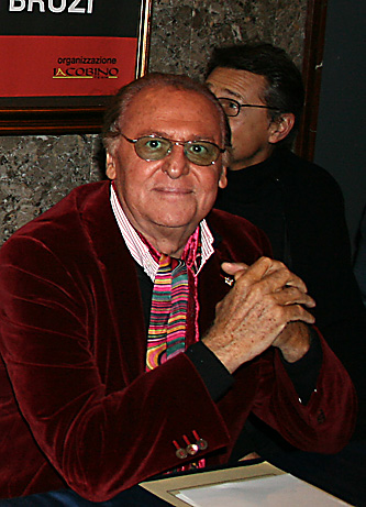 File:Renzo Arbore 2008.jpg