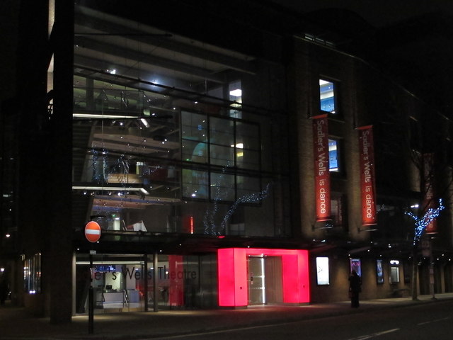 File:Sadler's Wells Theatre, Rosebery Avenue, EC1 (at night) - geograph.org.uk - 4519404.jpg