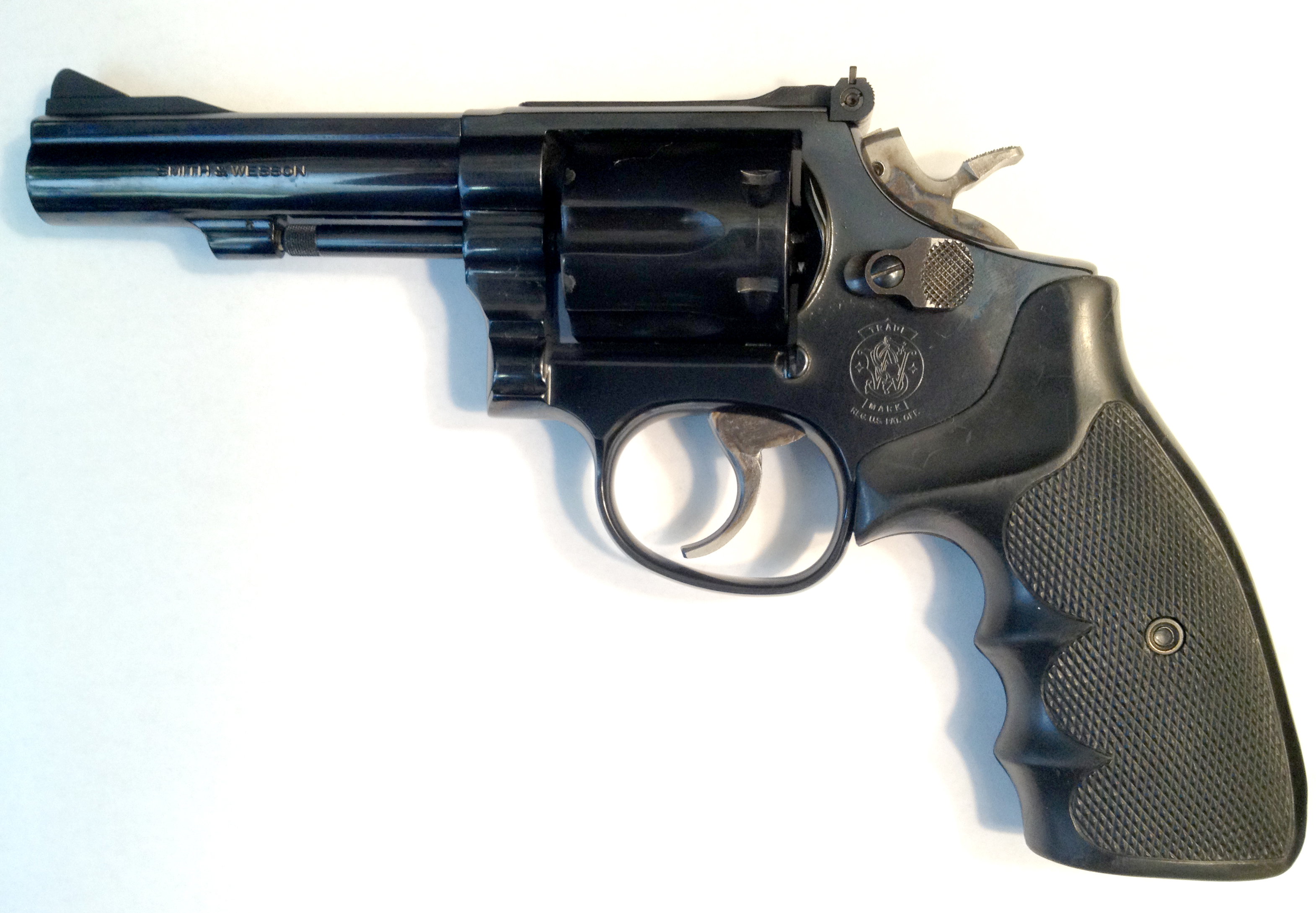 smith and wesson revolver 38 special