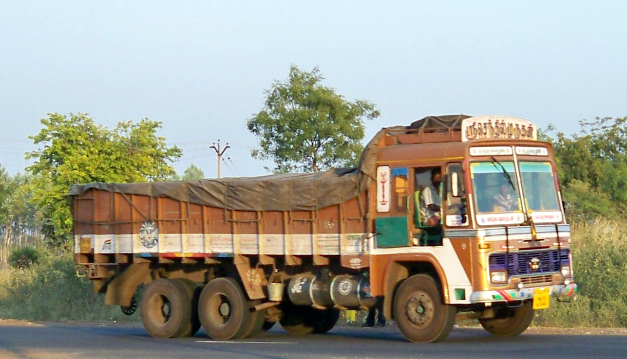 tata truck 1613 png