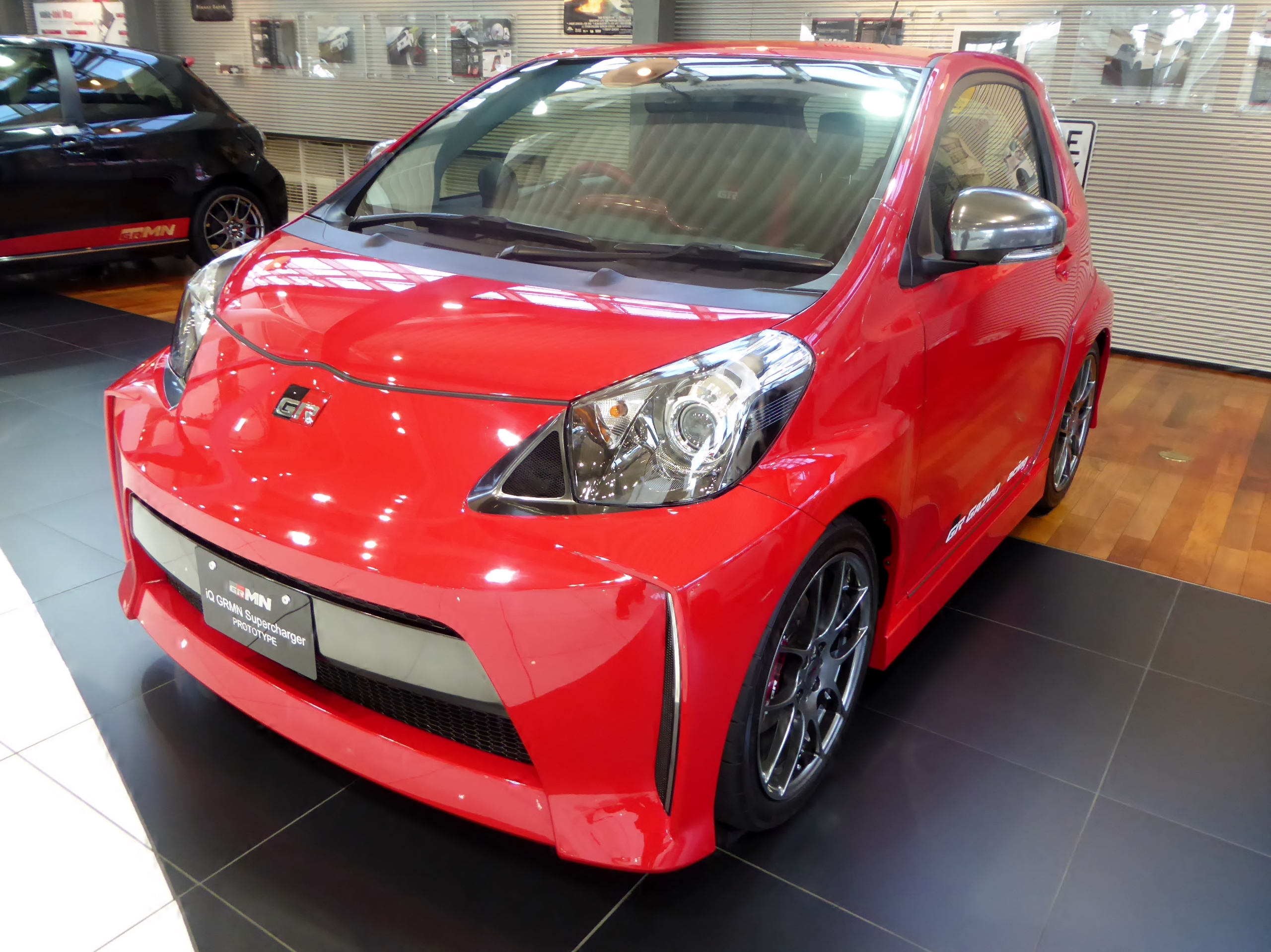 File The Frontview Of Toyota Iq Grmn Supercharger Prototype Jpg Wikimedia Commons