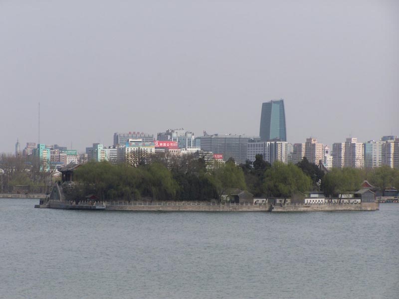 File:Yiheyuan South Lake Island.jpg