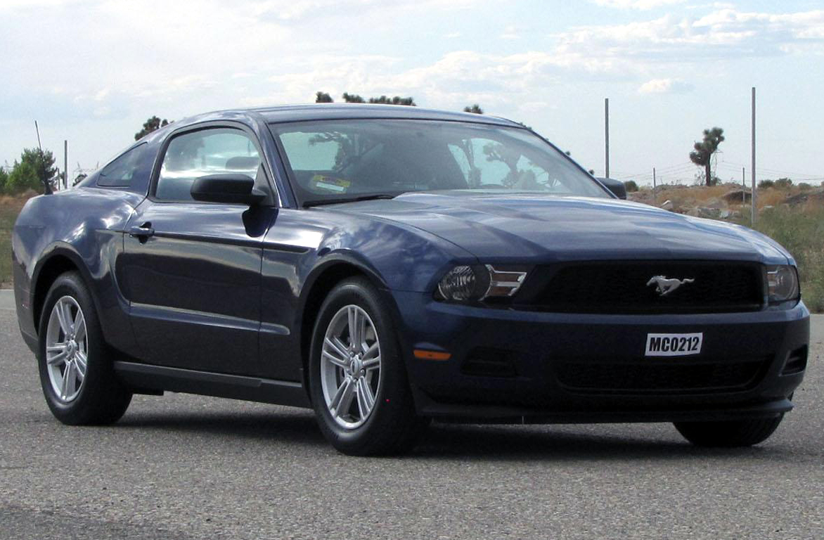 2012 Ford mustang wikipedia #8