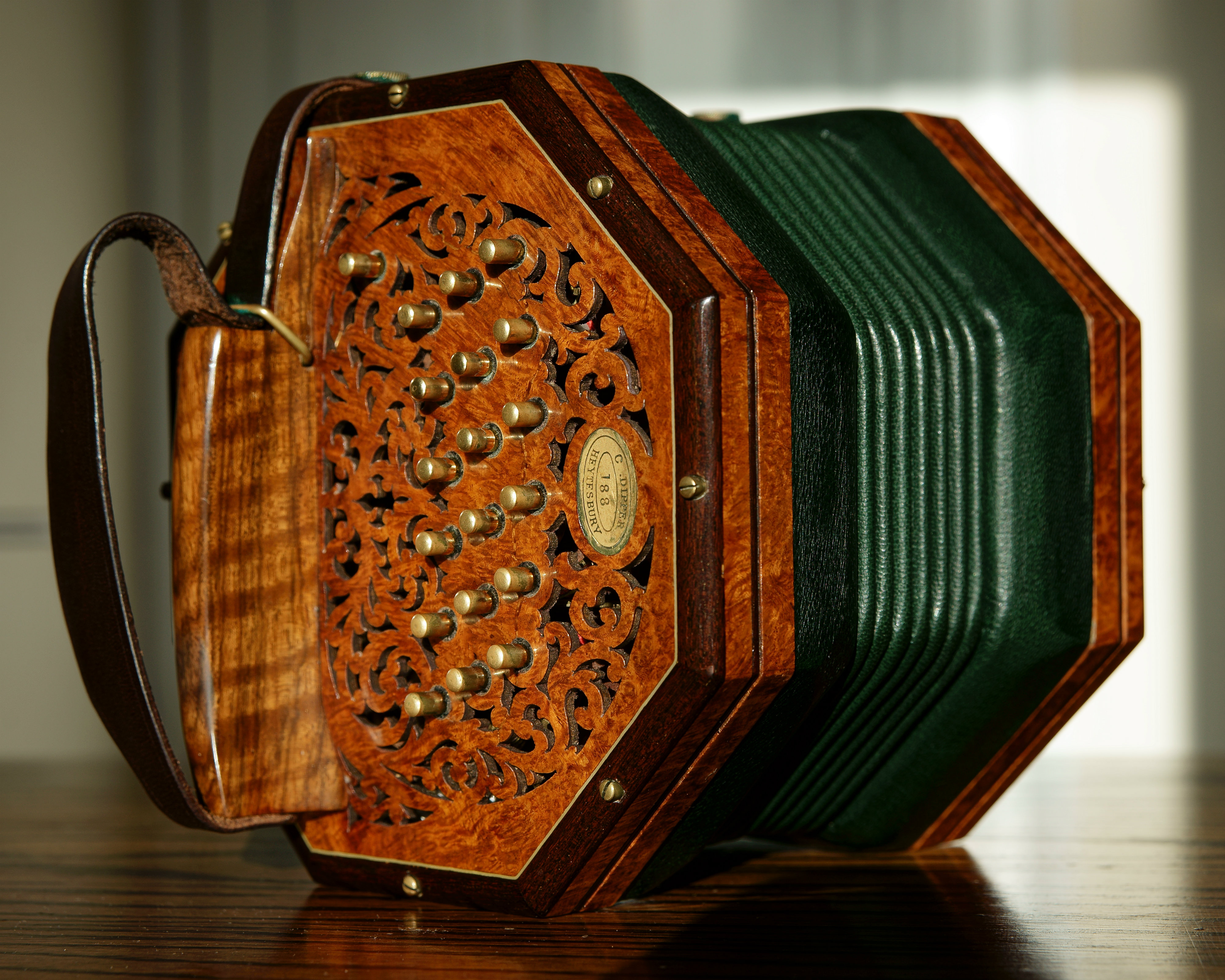 Trinity College AP-1230 Anglo-Style Concertina 
