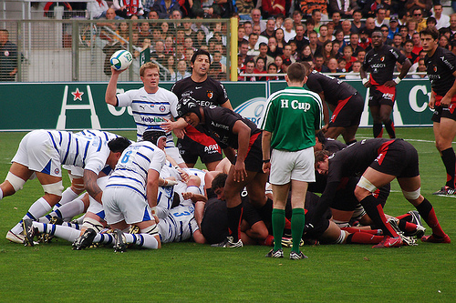 File:Bath Rugby v Stade toulousain Collapsed scrum Heineken Cup.jpg