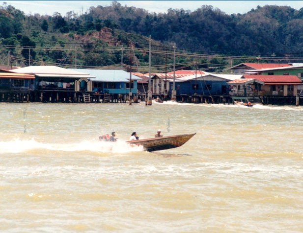 File:Brunei water scene.jpg