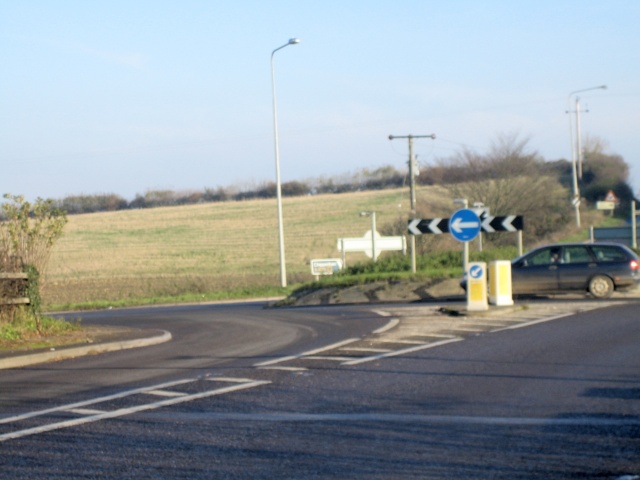 File:Cold Ashton Roundabout - geograph.org.uk - 82347.jpg