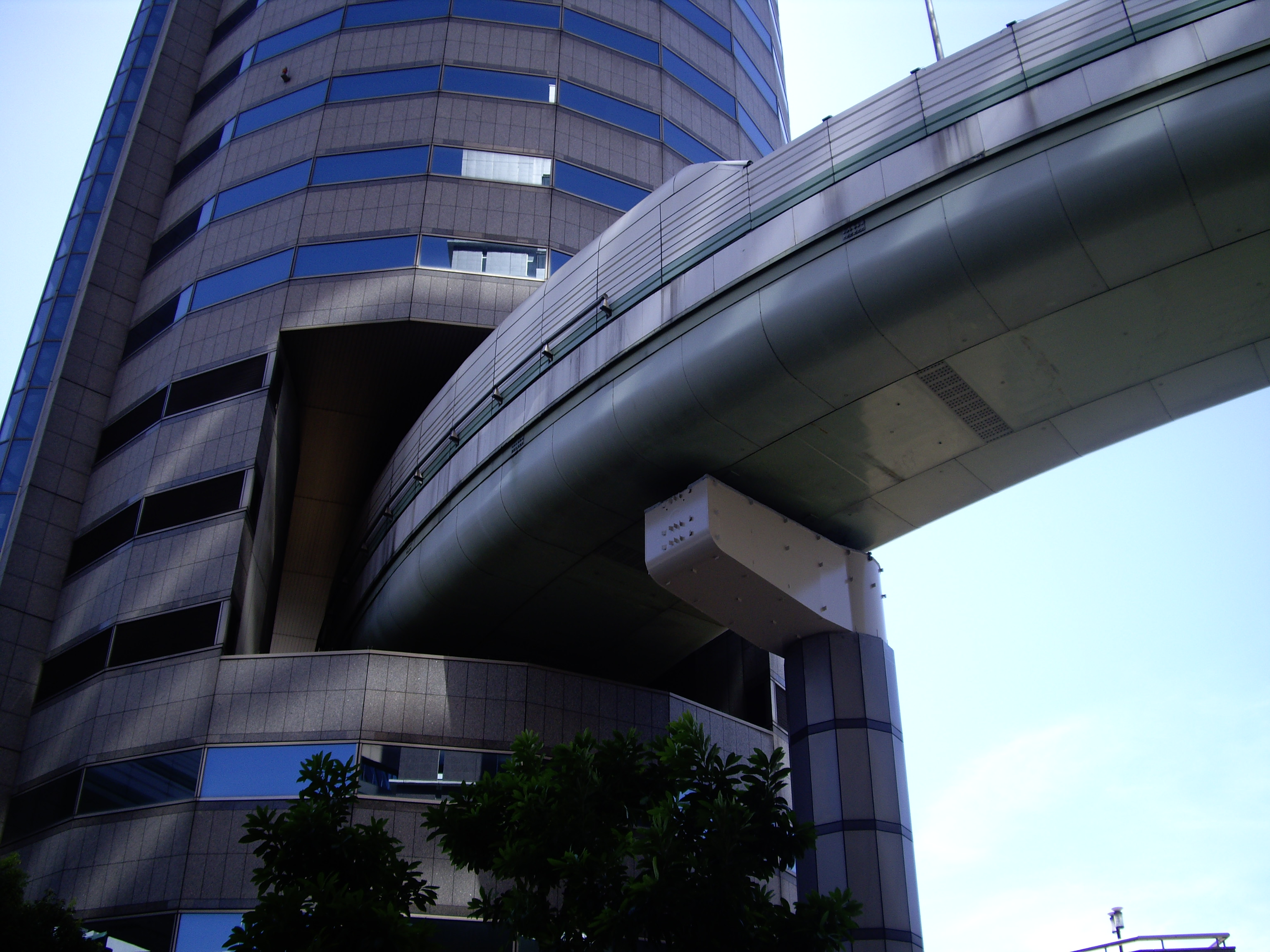 File:Gate tower building - Osaka (2206807411).jpg - Wikimedia Commons