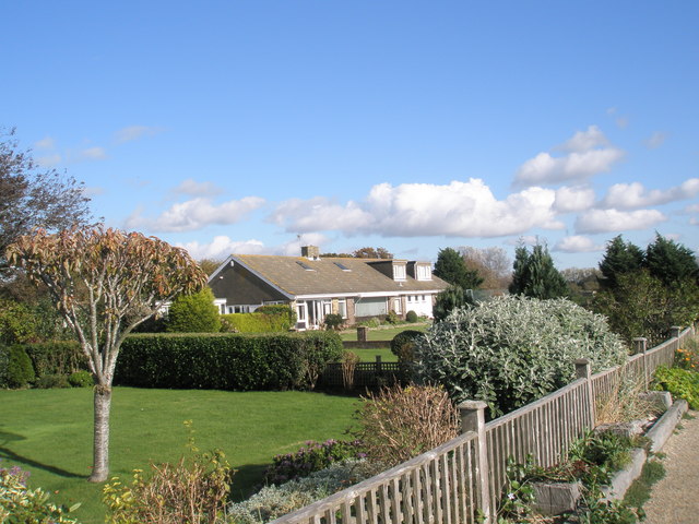 File:House with a delightful view out to sea at Prinsted - geograph.org.uk - 1026444.jpg