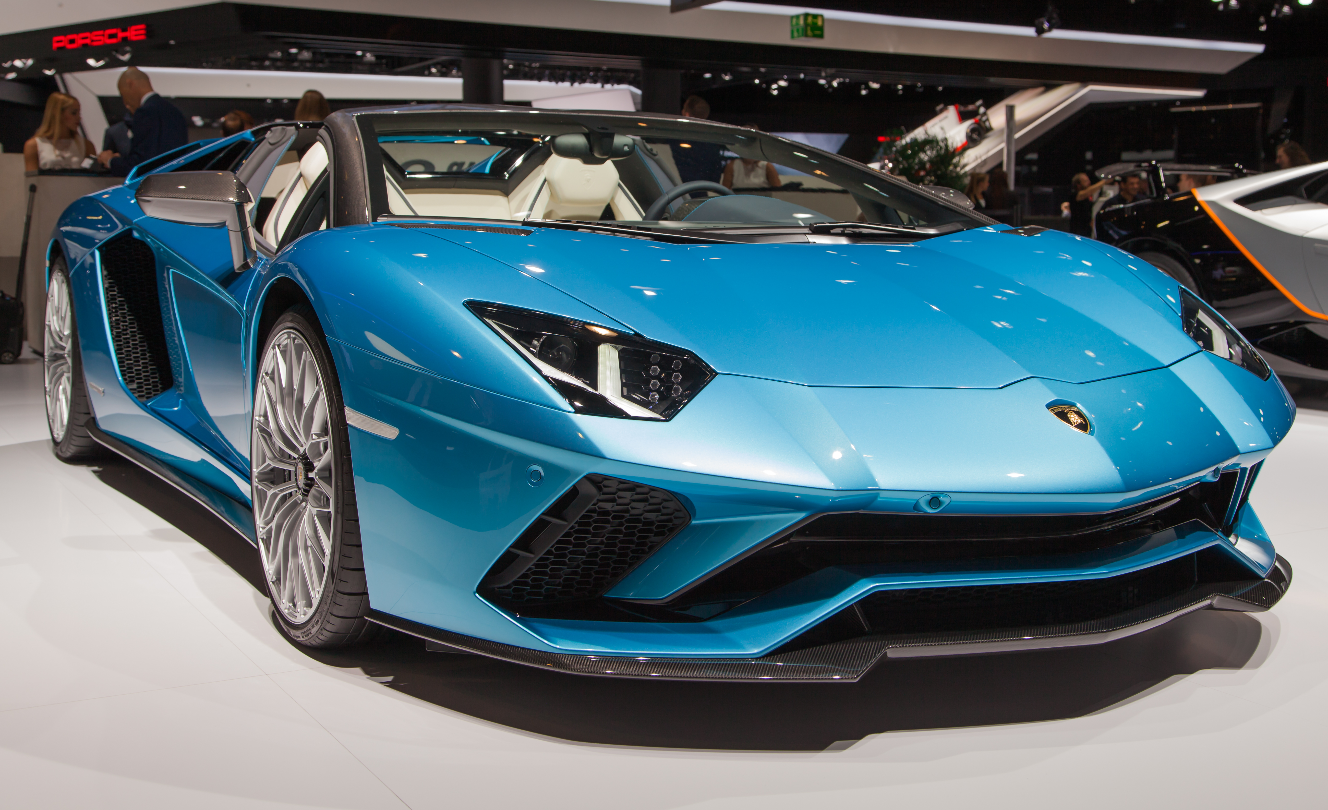 Archivo:Lamborghini Aventador S Roadster IMG  - Wikipedia, la  enciclopedia libre