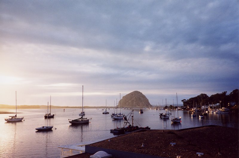 File:Morro Bay Docks.jpg