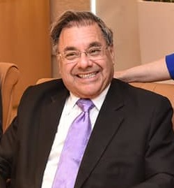 File:Rabbi Shlomo Riskin - November 2018.jpg