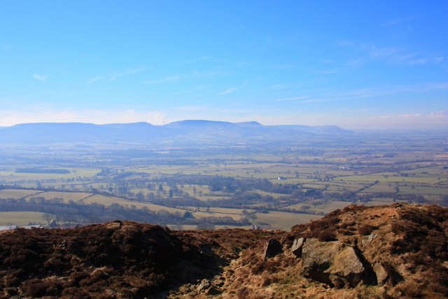 Rocks on Hilltop by Captain Cooks Monument - geograph.org.uk - 1767207