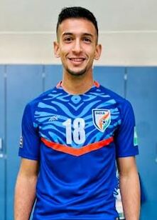 Sahal Abdul Samad with the Indian national football team (cropped).jpg