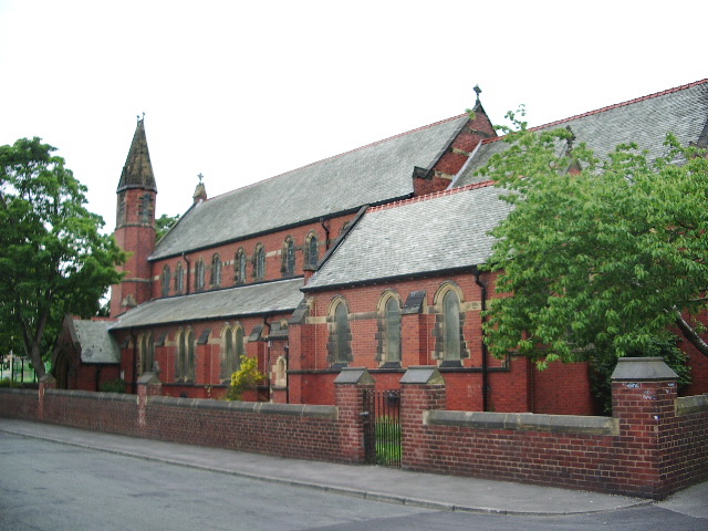 File:The Parish Church of St Cuthbert, Burnley - geograph.org.uk - 832713.jpg