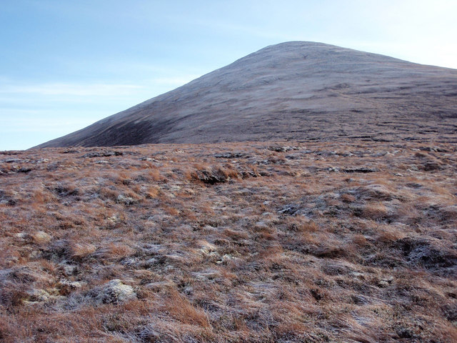 File:The western slopes of Beinn Liath Mhor a'Ghiubhais Li - geograph.org.uk - 661162.jpg