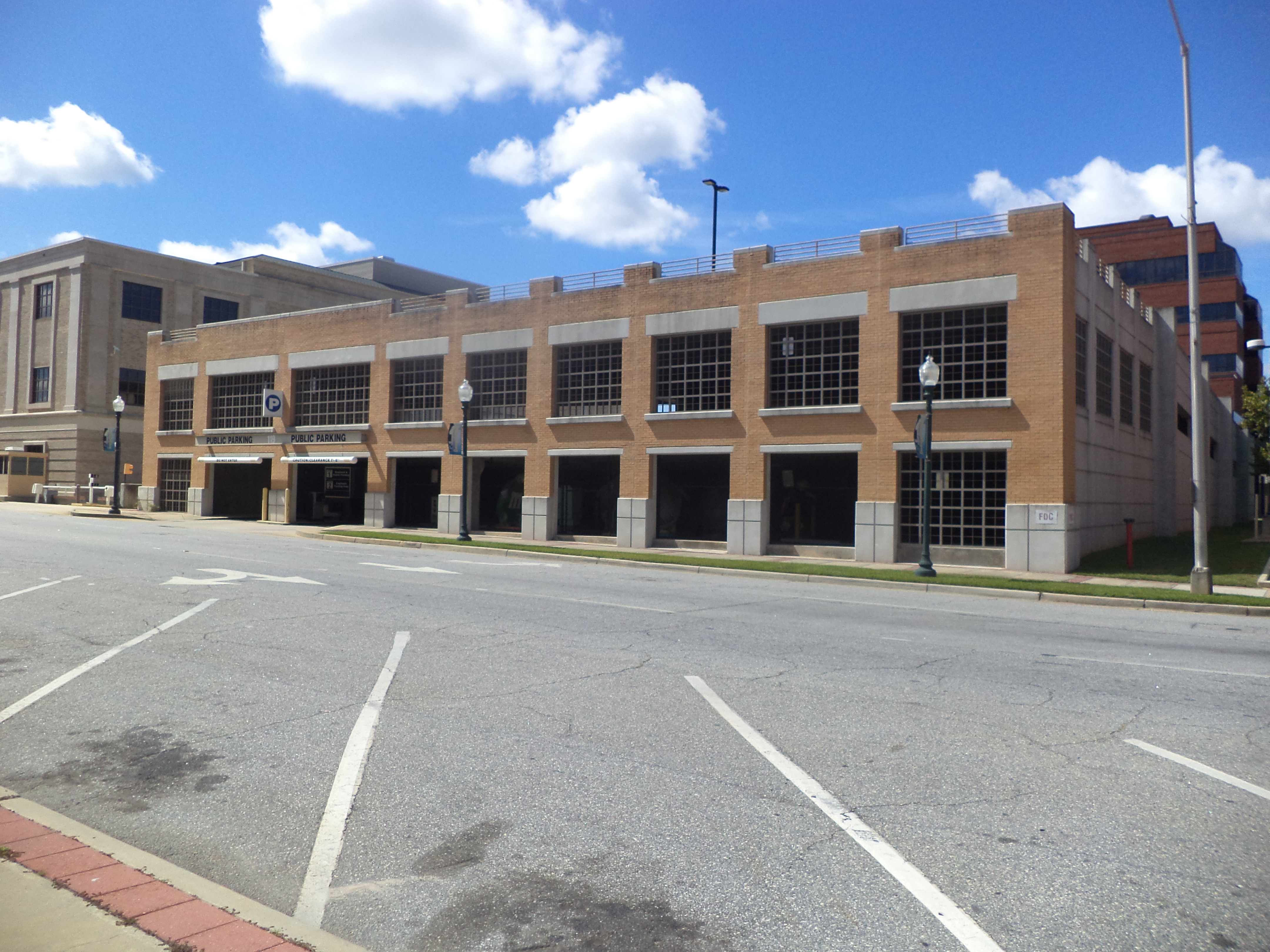 File Albany Parking Garage Behind Federal Courthouse Jpg