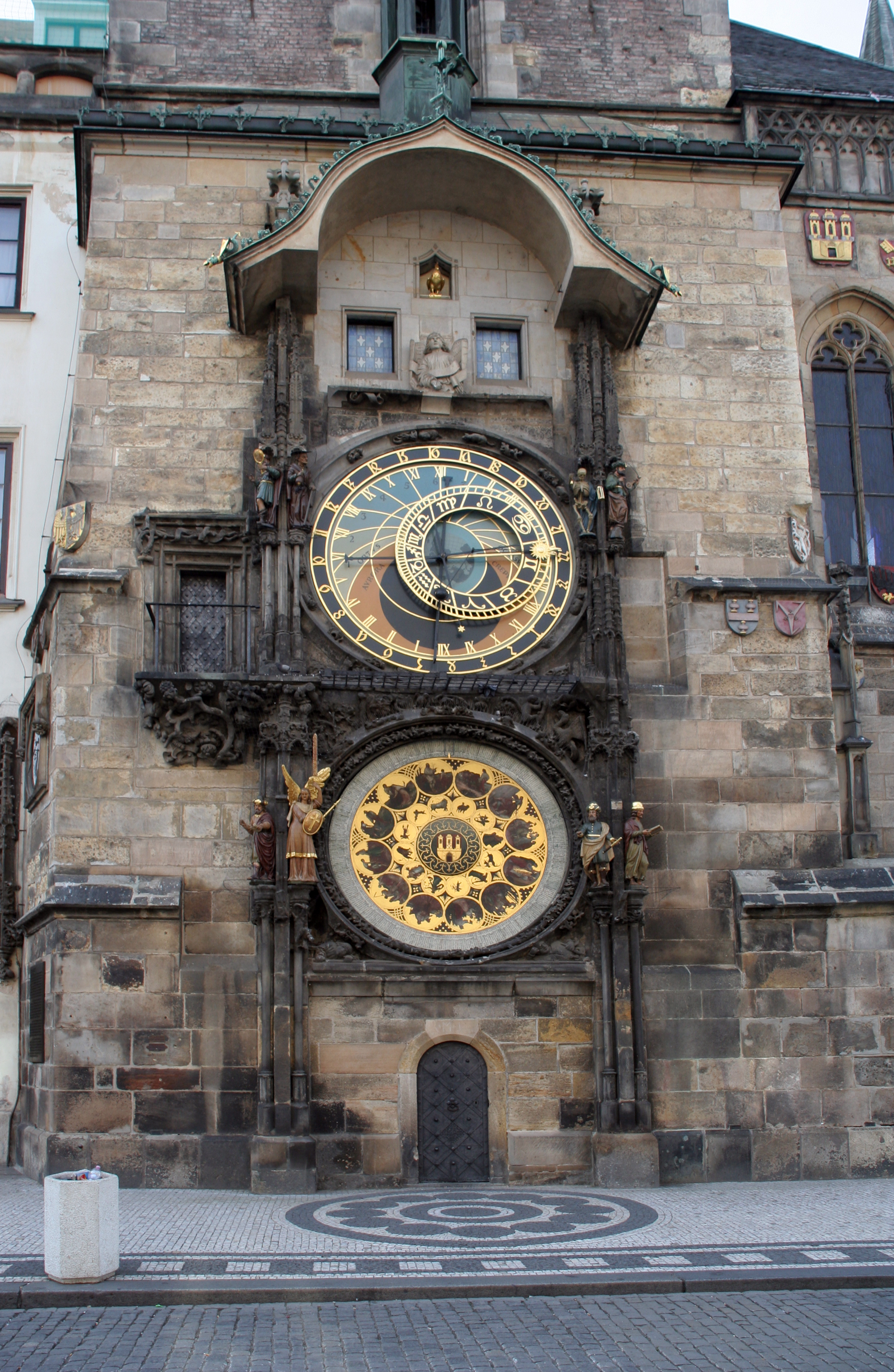 Wakker worden Dubbelzinnigheid Sleutel Astronomisch uurwerk van Praag - Wikipedia