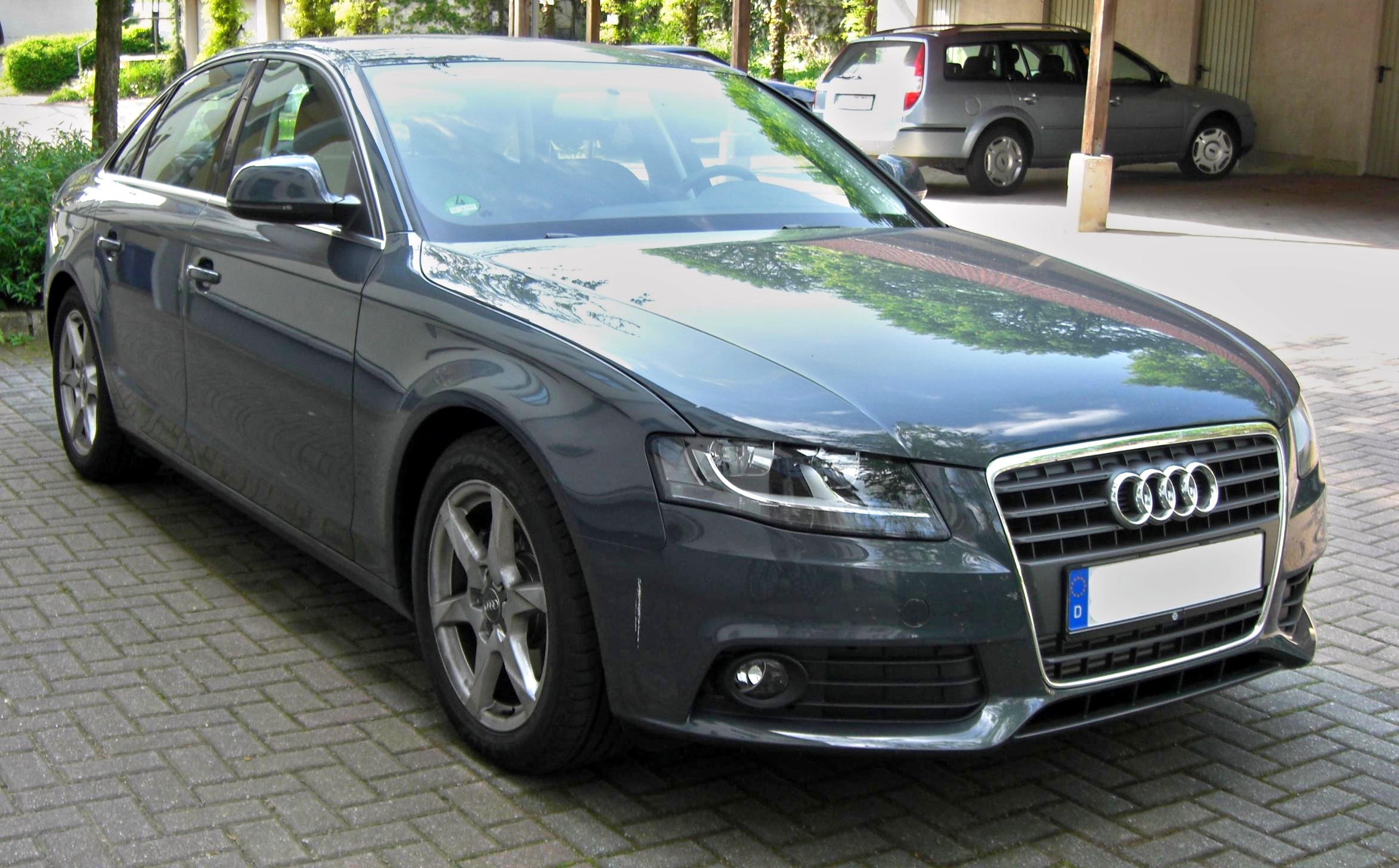 File:Audi A4 B8 front 20080414.jpg - Wikimedia Commons