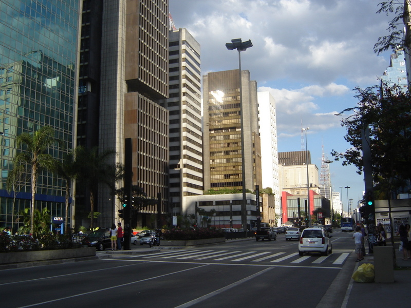 File:Avenida Paulista2.jpg