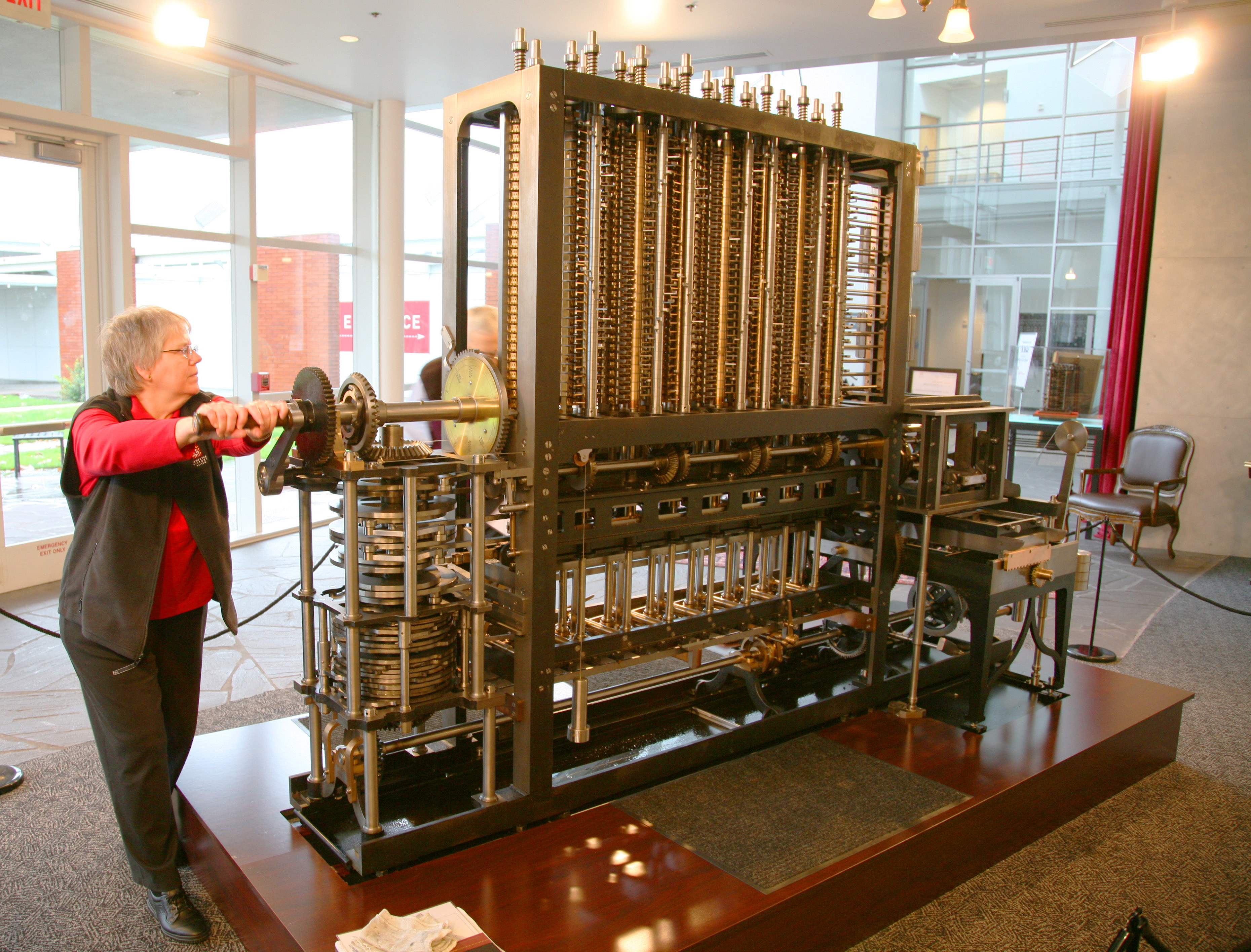 Вычислительная машина, созданная по чертежам Бэббиджа в 1922 году