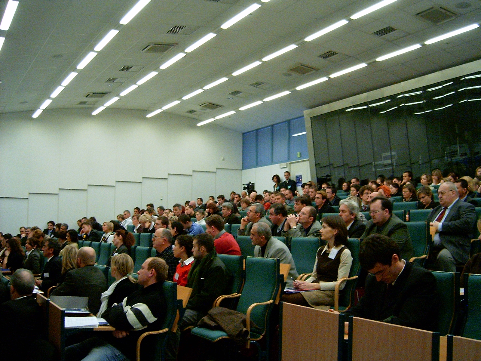 File:Cracow University of Economics - Lecture Room 9.JPG - Wikimedia Commons