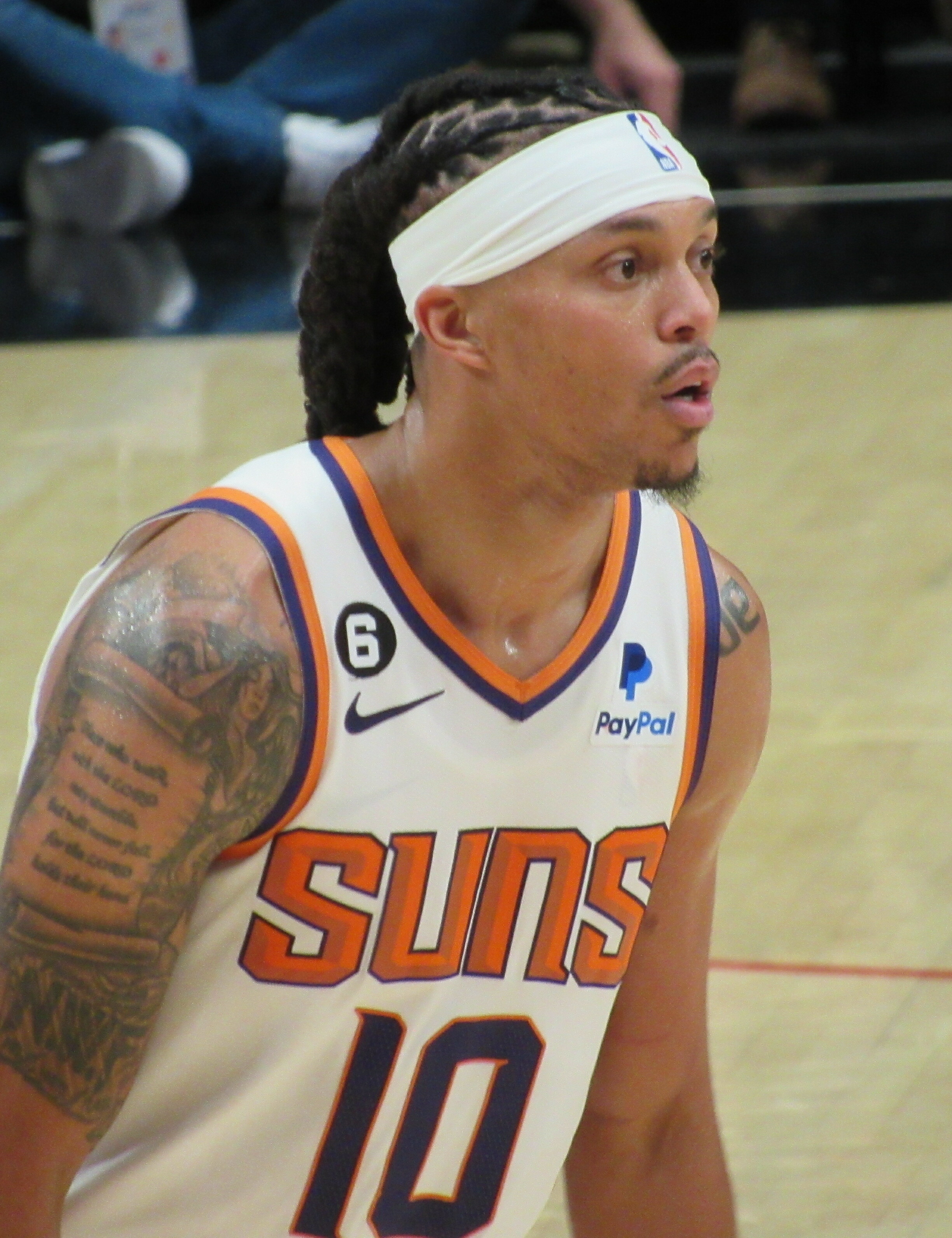 Lee with the [[Phoenix Suns]] in 2022