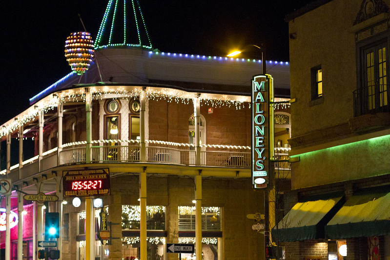 File:Downtown Flagstaff lit up for the Holidays.jpg