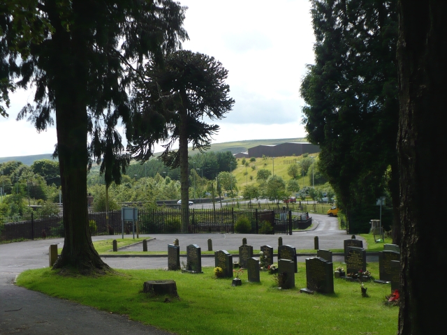 File:Entrance to Rhymney Cemetery - geograph.org.uk - 499824.jpg