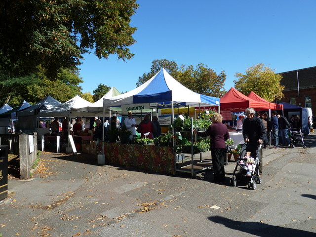 Farmers' market, Beaconsfield (2) - geograph.org.uk - 2196950