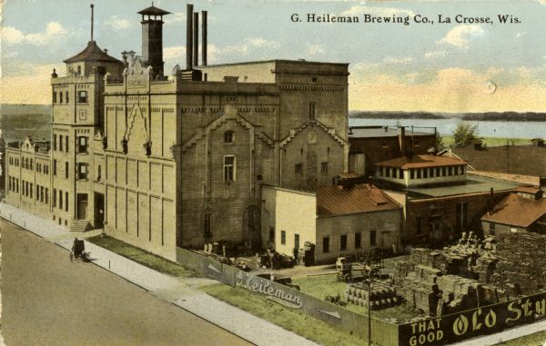 Old Style Beer Will Be Brewed in La Crosse, Wisconsin For First Time in 24  Years