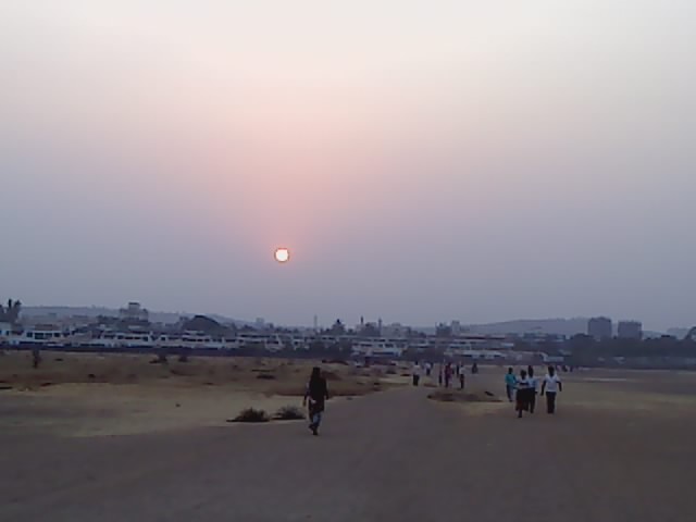 File:Gliding Center in Hadapsar Pune.jpg