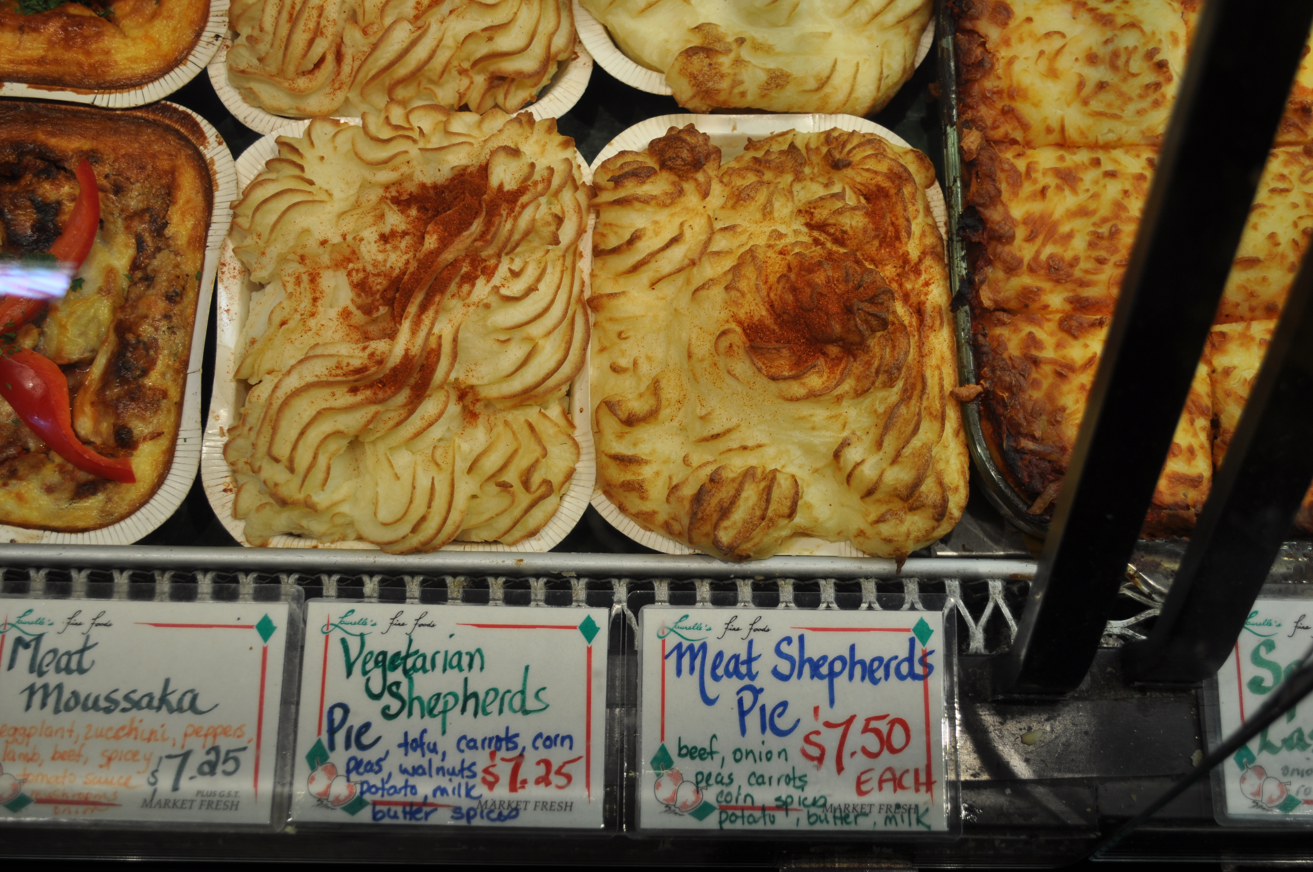 Granville_Island_Market_-_Shepherds_pie.