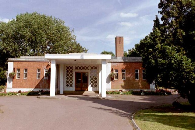 File:Islington Crematorium - geograph.org.uk - 306380.jpg