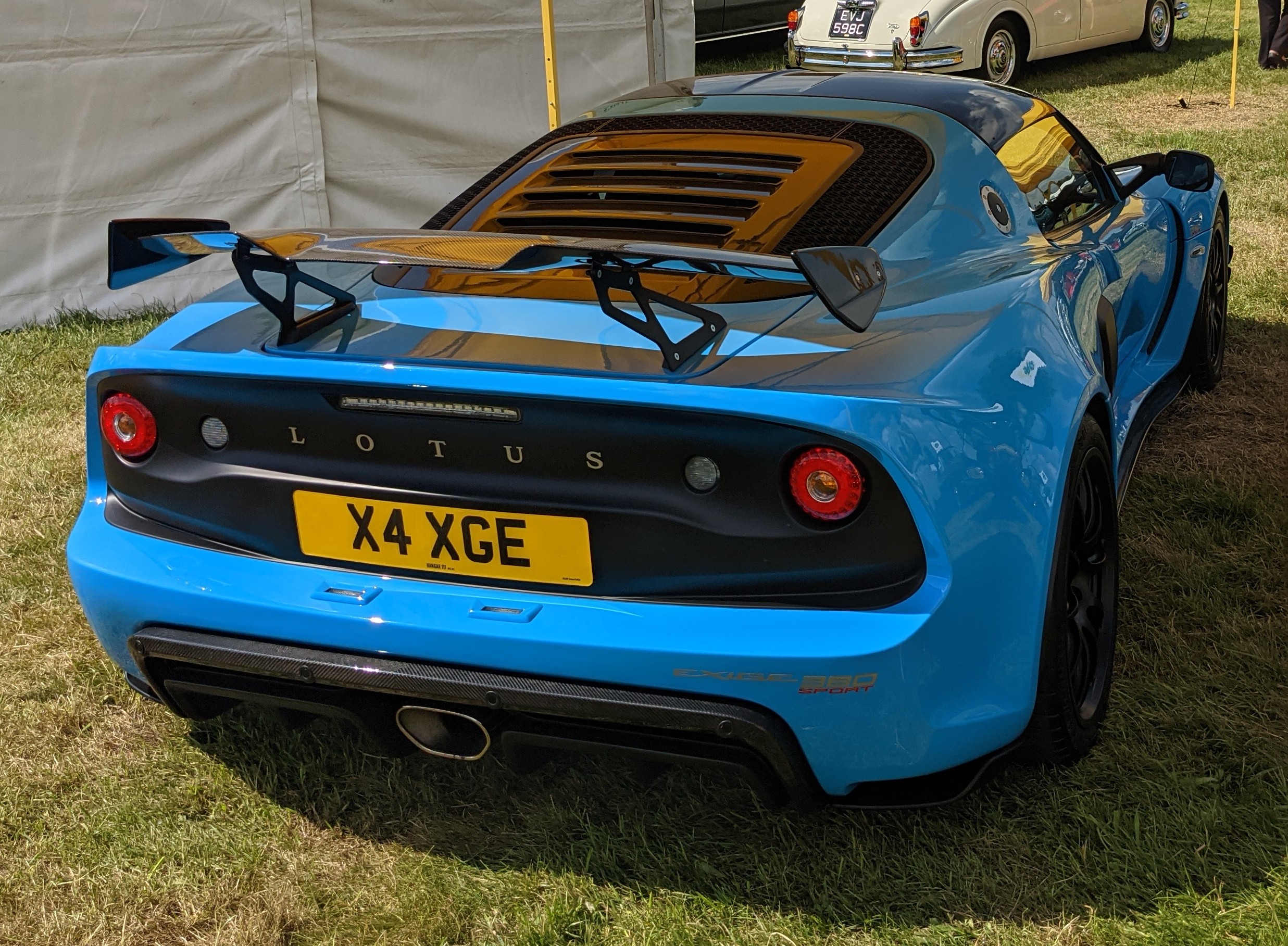 Lotus exige вид спереди