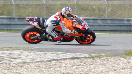 File:Nicky Hayden, GP Brno 2006.JPG