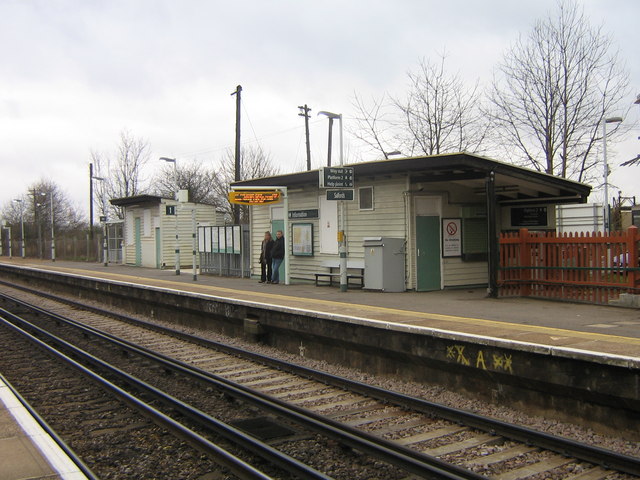 Salfords railway station