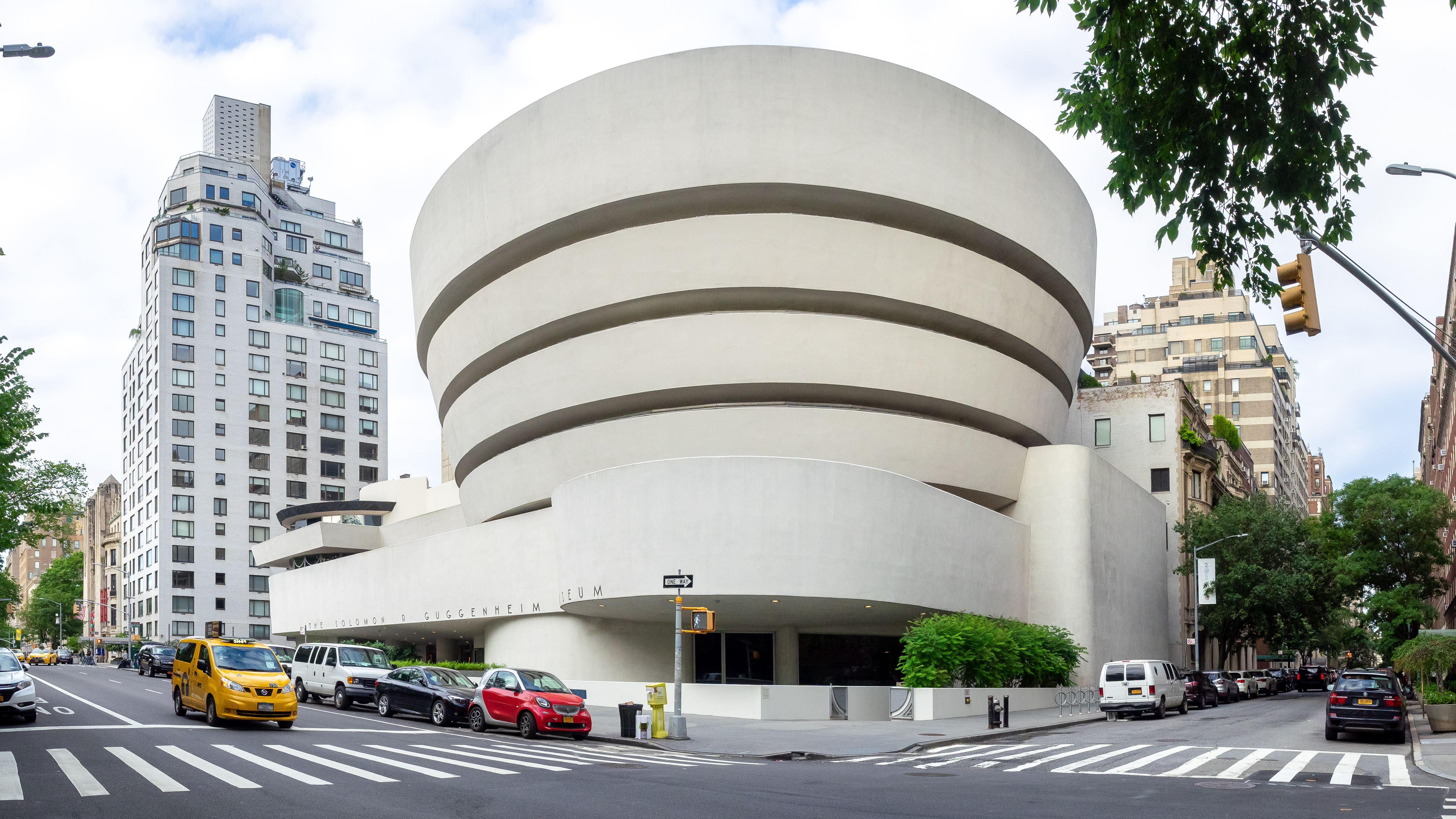 Solomon R. Guggenheim Museum (48059131351).jpg