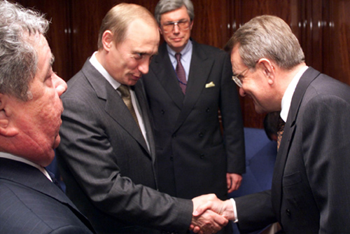 File:Vladimir Putin 15 June 2000-2.jpg