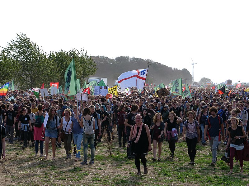 File:"Ende Gelände" 06-10-2018 09.jpg