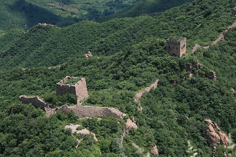 File:烽火台及附近长城 - panoramio.jpg