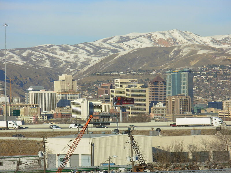 File:2006 Salt Lake City, Utah mountains.jpg